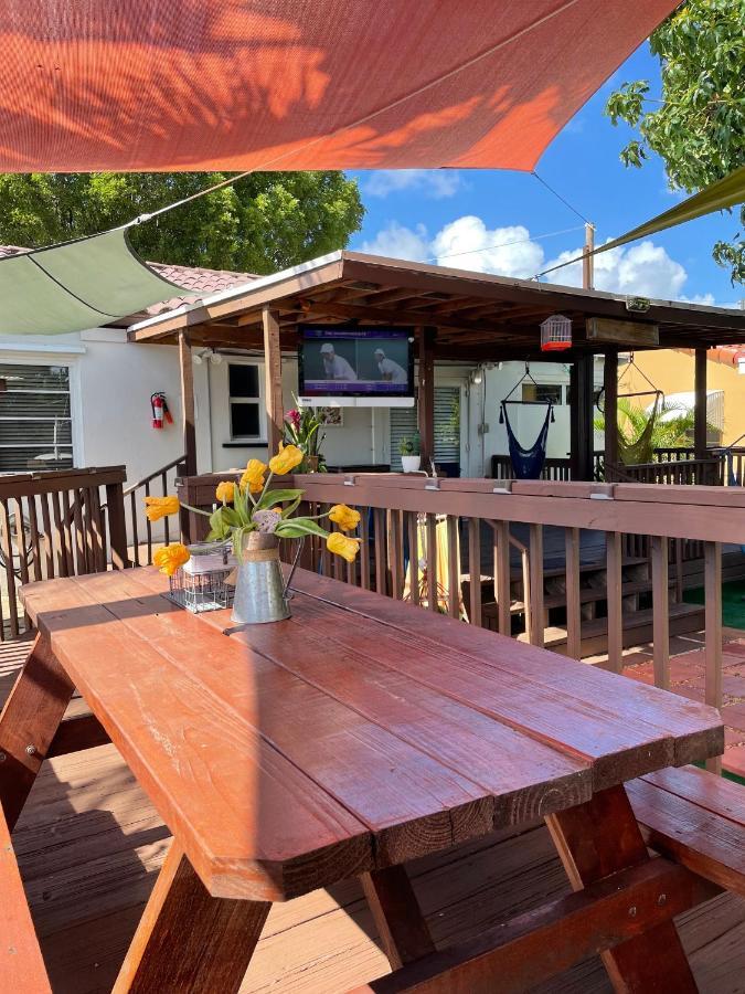 Hammocks & Mini-Golf! 10 Mins From Beach! Hollywood Exterior photo